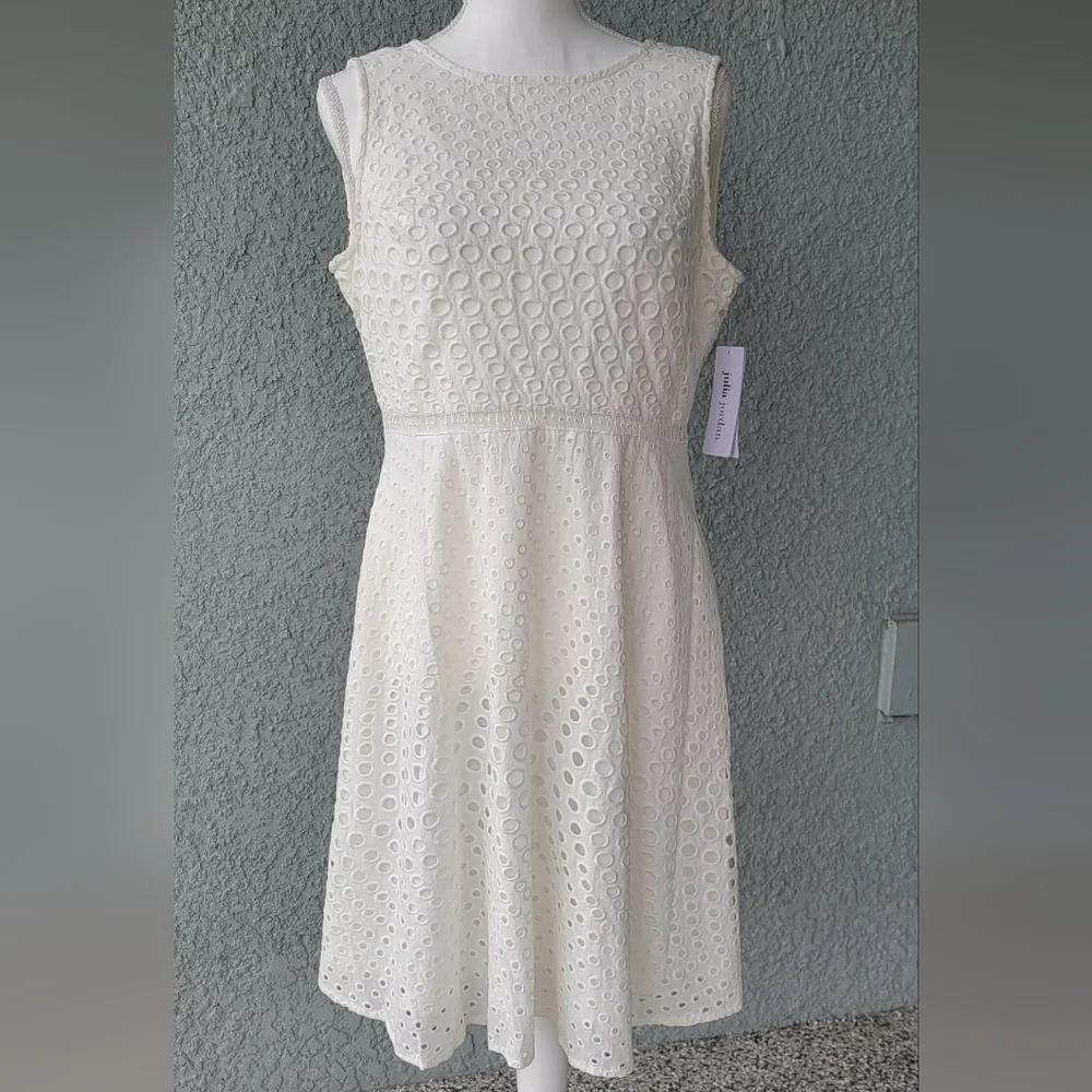 Julia Jordan White Eyelet Dress Sleeveless Fit & Flare Women’s Size 6 - Picture 2 of 10